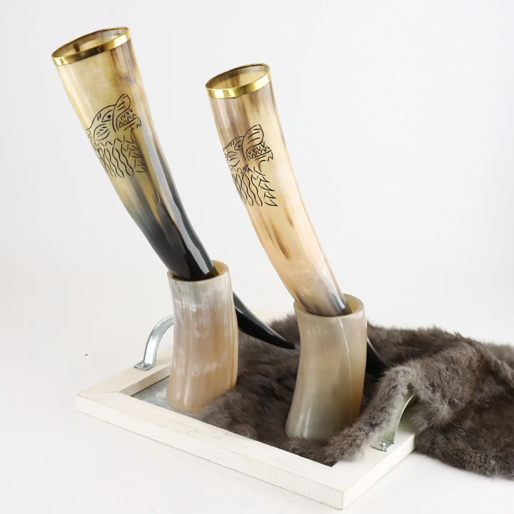 18400-viking-drink-hoorn-goud+stand-7