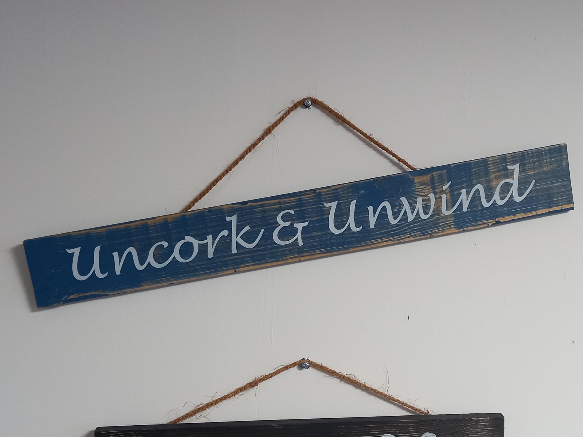 Uncork & Unwind – Houten planken