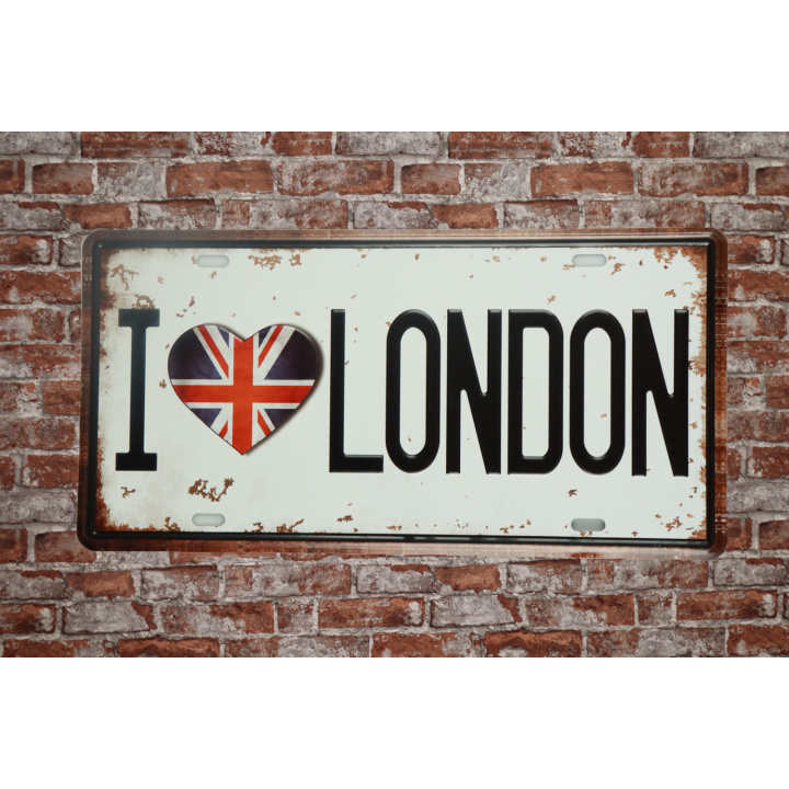 Wandbord met Londen er op.