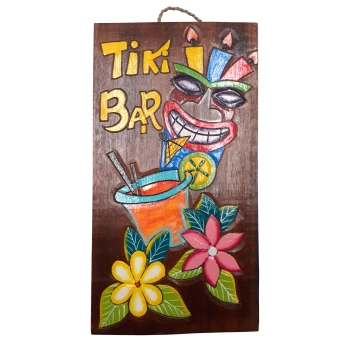 Tiki bar cocktail