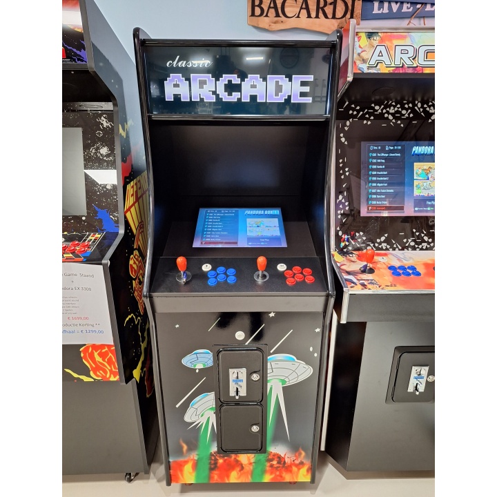 Voorkant Arcade kast classic arcade zwart met knoppen, spelletjes kast