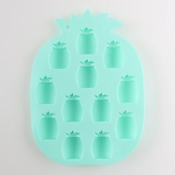 IJsblokjes tray ananas blauw