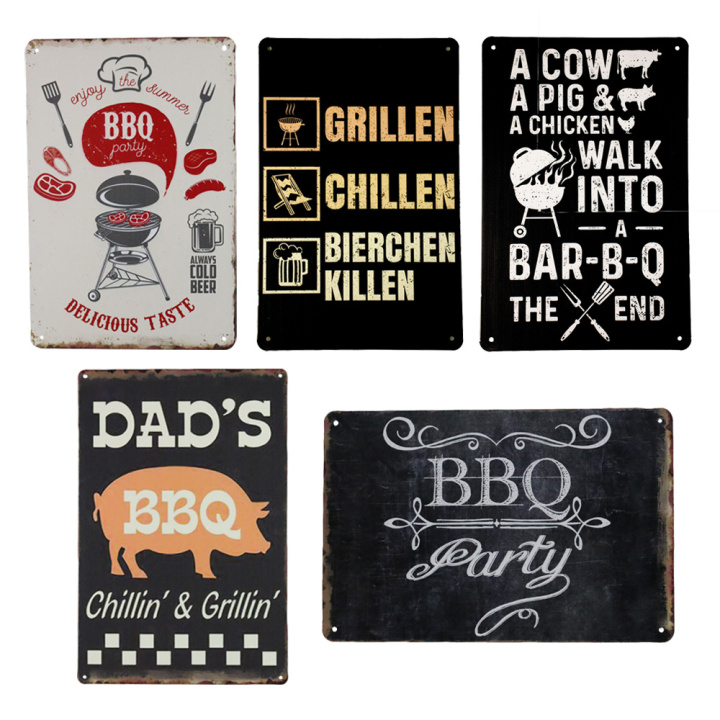 Deze wandborden zijn 20 x 30cm groot en kunnen zowel buiten als binnen worden opgehangen. De metalen bordjes in deze set zijn Dad`s BBQ Chillin & Grillin, Summer BBQ, BBQ Party, A cow Pig en Grillen en Chillen.