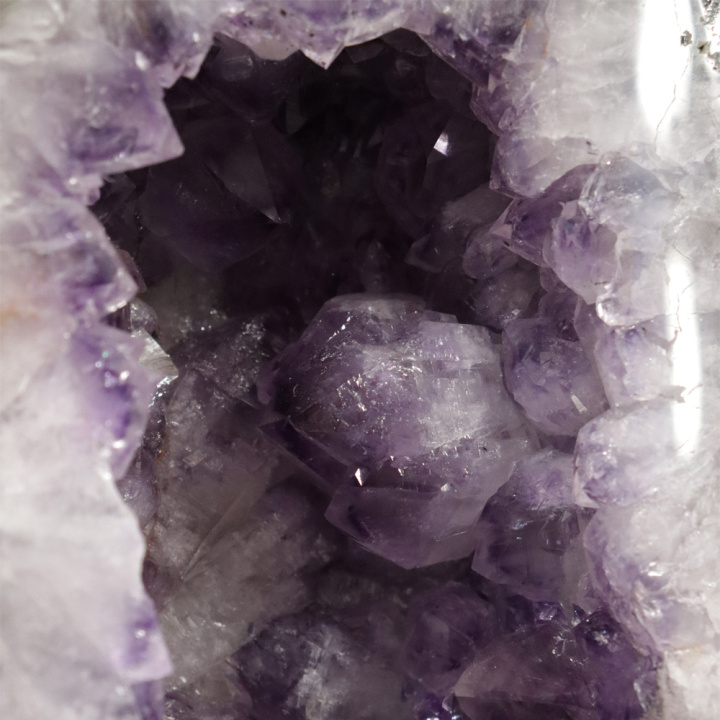 Grote Amethist Geode van 11,5 Kilo