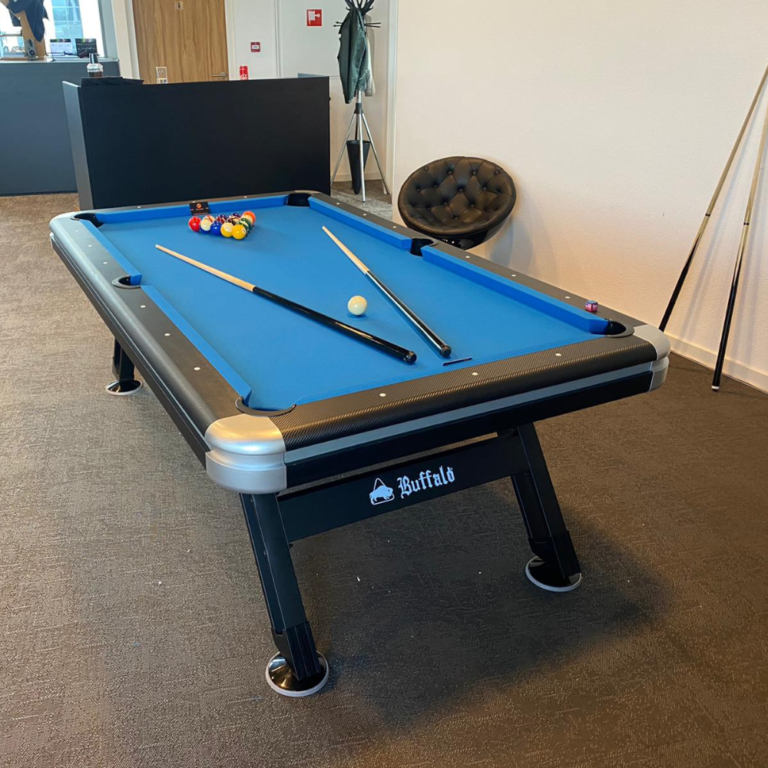Waar moet je op letten bij het plaatsen van een pooltafel thuis?