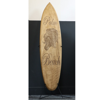 Palm beach woman surfplank