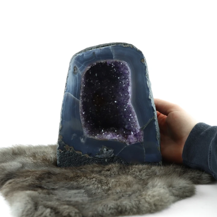 22173 grote amethist geode van 4,4 kilo 22173 grote amethist geode van 4,4 kilo