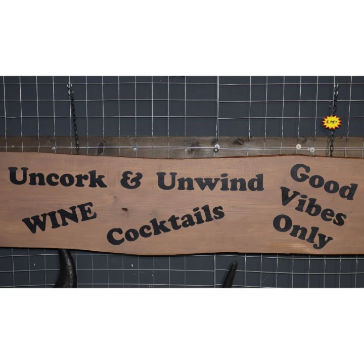 18451 – Houten Bord Uncork & Unwind (3)