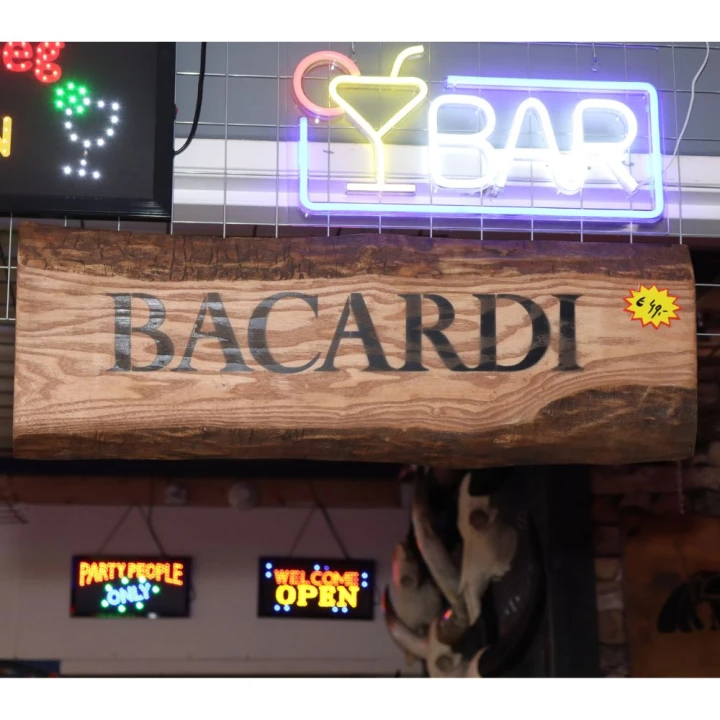 18848 – Houten Bord Bacardi nr.2