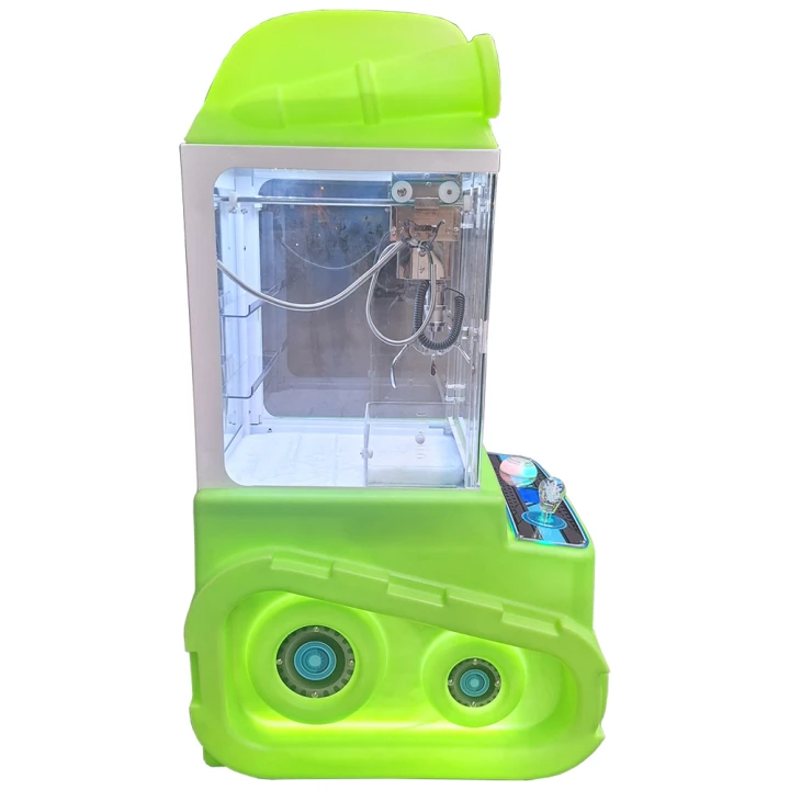 19343 – tank-man-grijpmachine-claw-groen-zijkant-wit